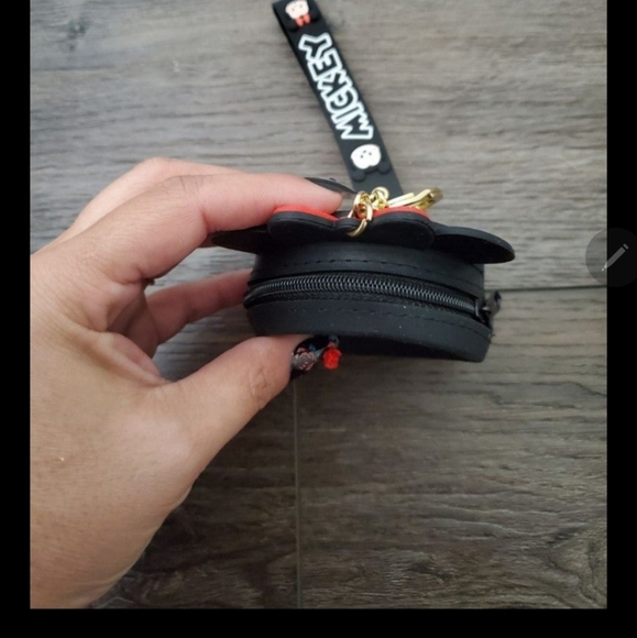 Keychain - Picture 2 of 5